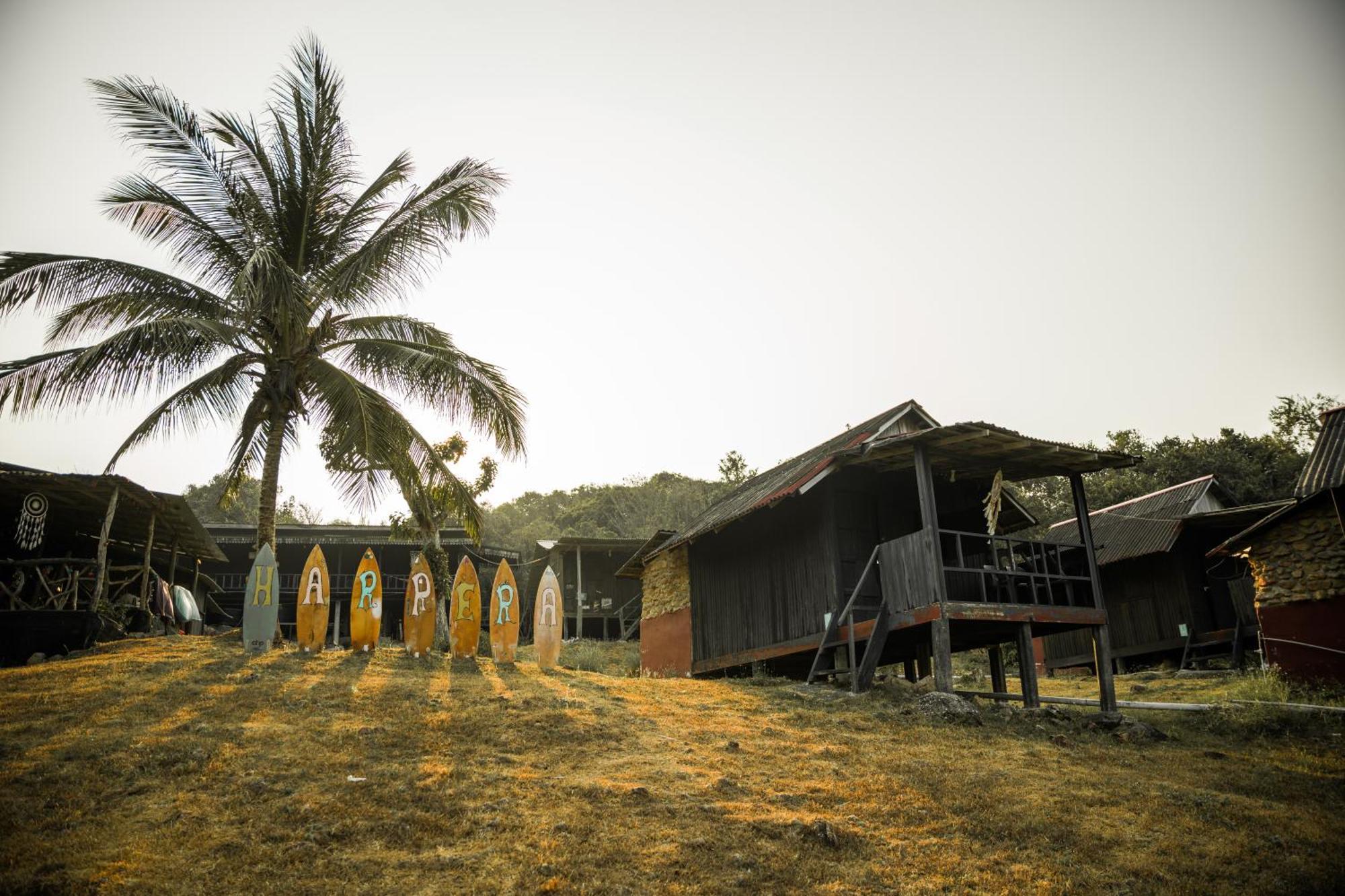 Harrera Perhentian, Long Beach Kampong Pasir Panjang  외부 사진